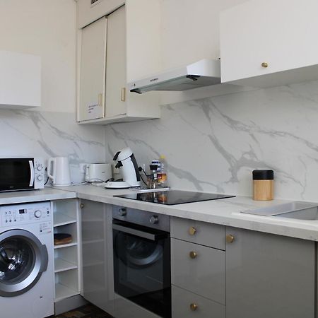 Superbe Appartement Avec Parking Sur Place Nîmes Buitenkant foto