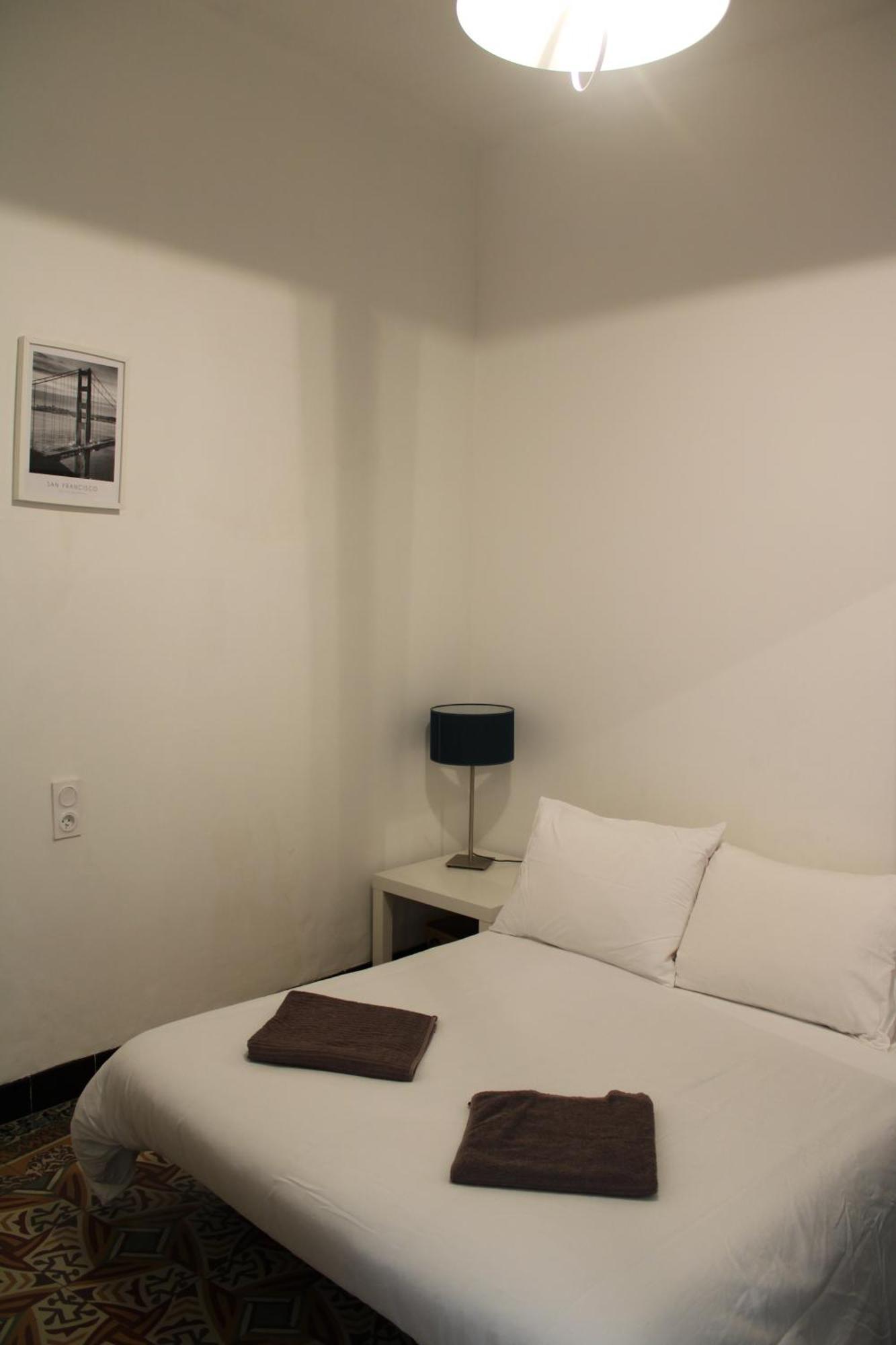 Superbe Appartement Avec Parking Sur Place Nîmes Buitenkant foto