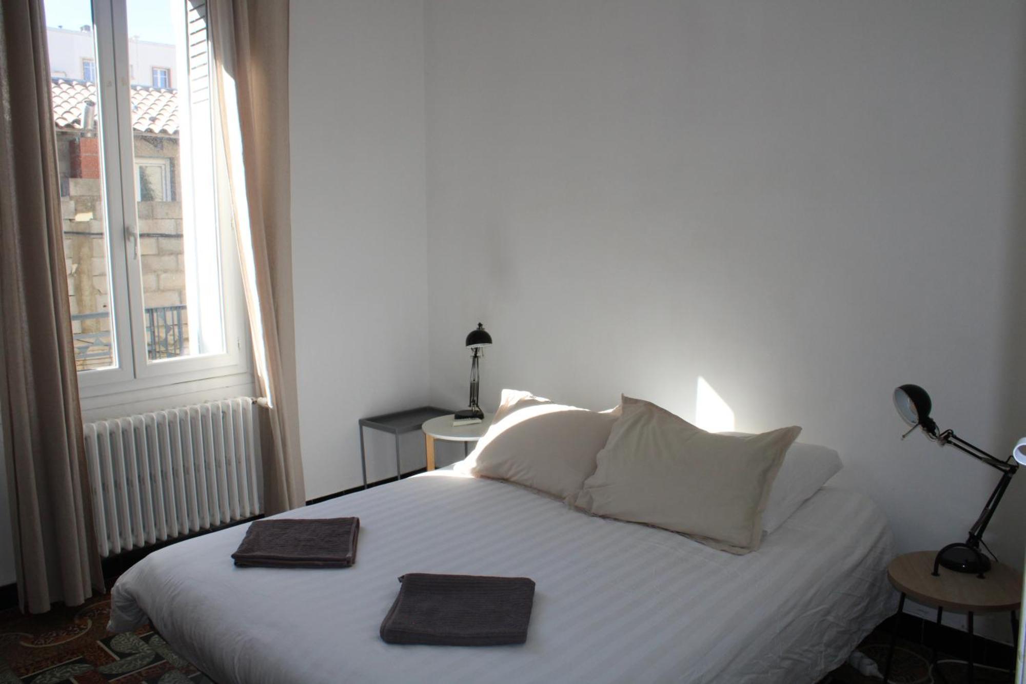 Superbe Appartement Avec Parking Sur Place Nîmes Buitenkant foto